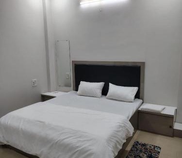 Indore Apartamento | Satyabhama Homestay-Opel-2 BHK Apartment