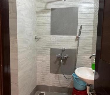 Indore Apartamento | Satyabhama HomeStay-Ruby- Luxury one RK appartment