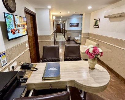 Pashim Vihar Casa | Satyam Room