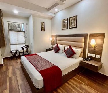Pashim Vihar Casa | Satyam Room