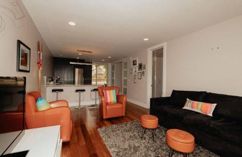 Saugatuck Apartamento | Saugatuck Waterfront Getaway Shop, Eat, Bike, Pool