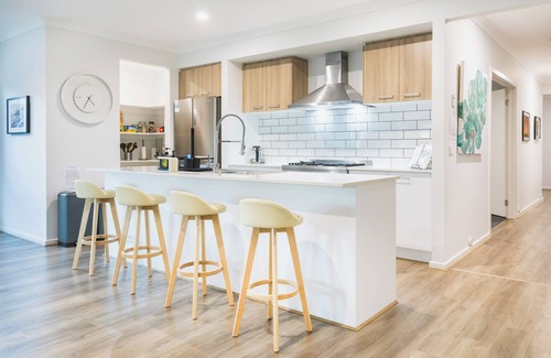 St Leonards Casa | Sauna + King Beds Tranquillity Base Fun Family Home