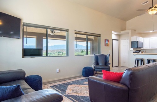 Cornville Casa | Sauna, Pool, Hot Tub, easy access to Sedona! @Winery Ranch by StargazerSedona