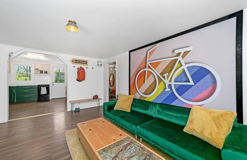 Brevard Casa | Sauna+Walk downtown + Close to National Forest + Brevard Music Center + king bed