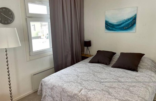Luopioinen Casa | Saunallinen minitalo keskellä ulkoilukylää
