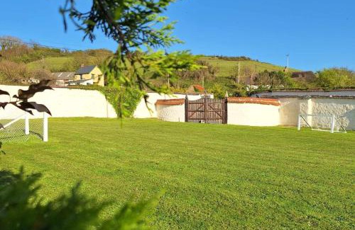 Braunton Casa | SAUNTON GRANGE 7 Bedrooms