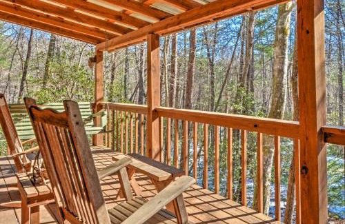 Sautee Nacoochee Casa | Sautee Nacoochee Mtn Paradise with Spacious Deck!