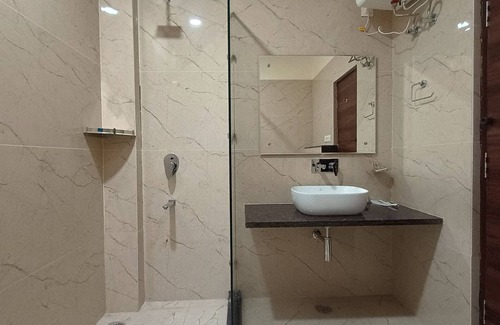 Ramnagar Hotel | Savanna Retreat By Mystical Views