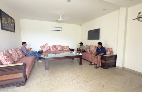 Ramnagar Hotel | Savanna Retreat By Mystical Views