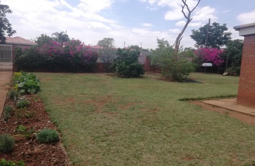 Bulawayo Cama Y Desayuno | Savanna