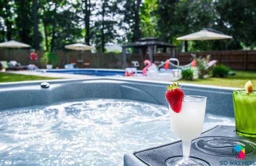 Savannah Casa | Savannah 5BR Pool, Jacuzzi, Firepit, Sports, Games