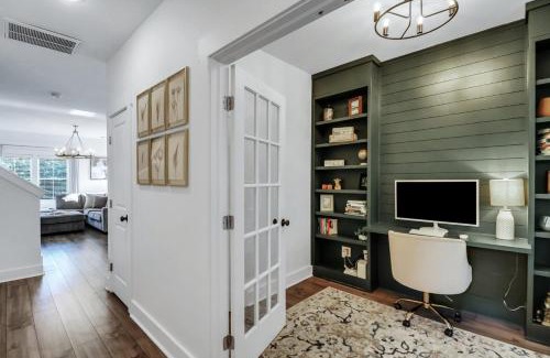 Whitemarsh Island Casa | Savannah Comfort Sanctuary by Oatland Island Wildlife Center