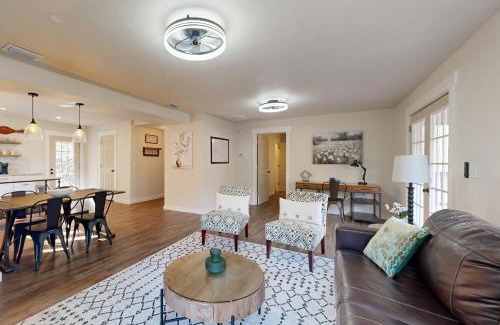 Sylva Casa | Savannah Creek Cottage