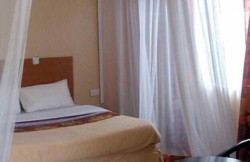 Kangundo Hotel | Savannah Lodge Nguluni