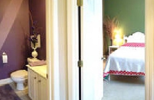 Kennesaw Casa | Kim y Bill Savannah suite