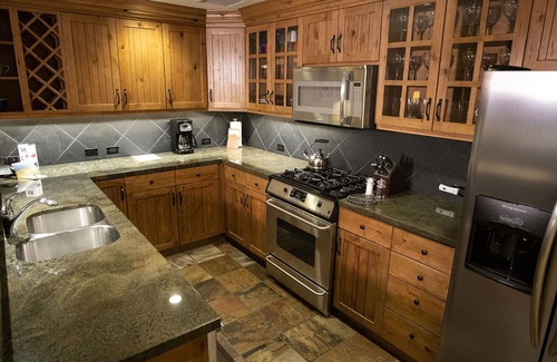 Teton Village Complejo | Save 50% - Luxurious 3 Bedroom Condo at The Teton Club, right in Teton Village