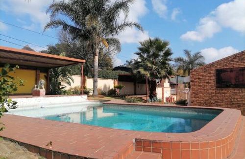 Emalahleni Apartamento | Saveways budget suite