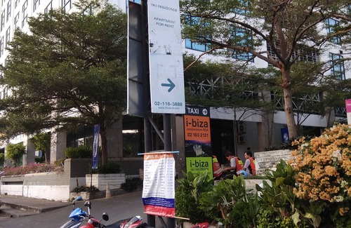Huai Khwang Condominio | Savi Rooms Deluxe Studio (1) nr Bangkok / Pitavet hospital y muchos pubs y bares