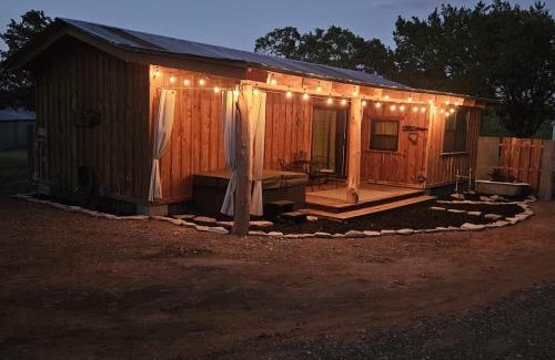 Fredericksburg Casa | Saw Mill Cabin