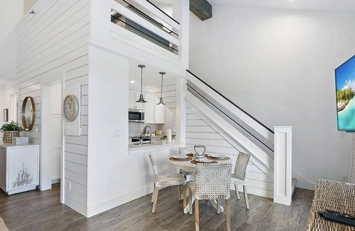 Sawgrass Condominio | Sawgrass Beach Club Condo- 2 Bed/2.5 Bath condo w/ private beach access, pool