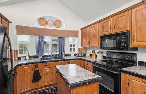 Fredericksburg Casa | Sawmill Cottage