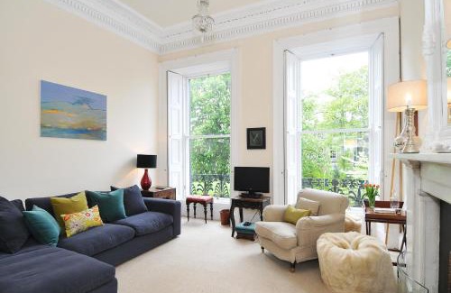Bonnington Apartamento | Saxe Coburg Place - 325