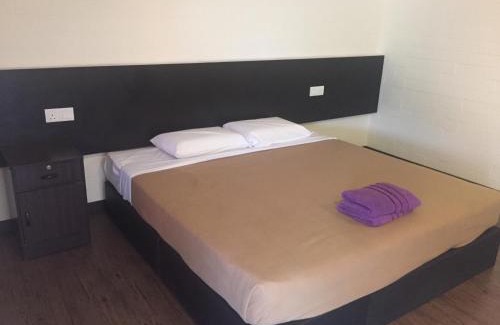 Kampung Kedawang Hotel | Sayy Haa Inn