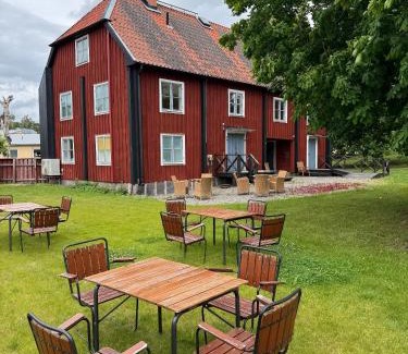 Soderkoping Cama Y Desayuno | SB Mangelgården