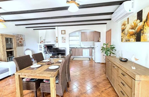 Almadraba-Canyelles Chalet De Esquí | santa barbara