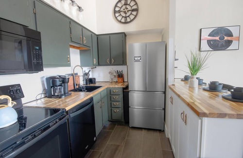 Snowshoe Condominio | SC 2508: Chalet Luxe | Alpine Chic + Spa-Like Comforts