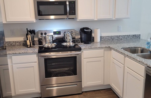 Rosewood Casa | SC (3755) 2BDR Townhouse Ft Jackson