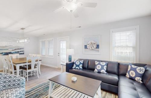 Buxton Casa | Scallop