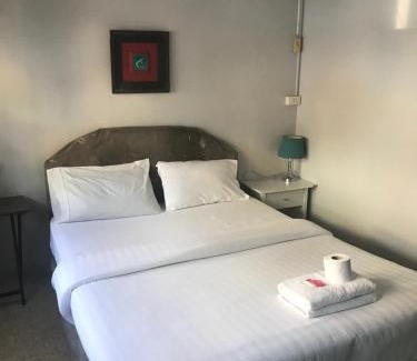 Central Pattaya Casa | Scandalic Bar and Guest house