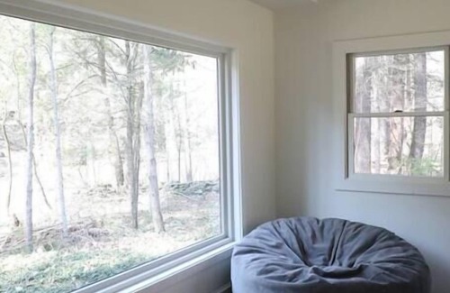 Narrowsburg Casa | Scandi-Luxe Cabin on the river with HotTub
