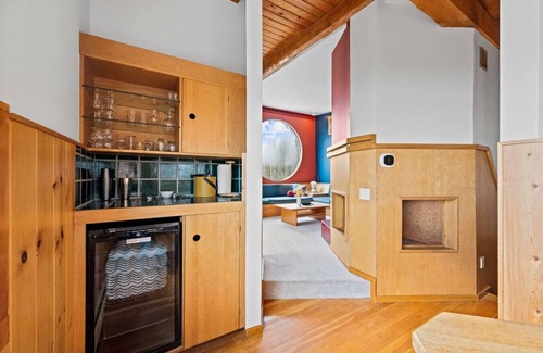 Fairbanks Casa | Scandinavian Aurora Villa