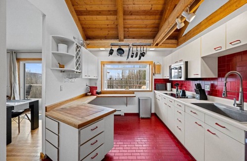 Fairbanks Casa | Scandinavian Aurora Villa
