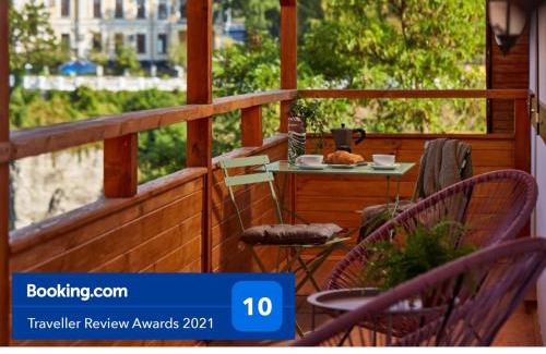 Kamenets-Podol'skiy Apartamento | Scandinavian Hygge Canyon view lounge