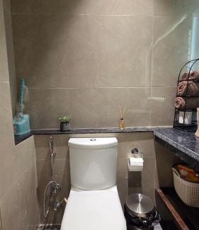 Gurugram Apartamento | Scandinavian Haven 11 - Sunset Balcony & Kitchen