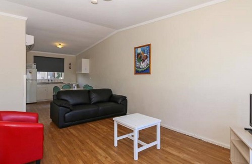Scarborough Hotel | Scarborough Apartments