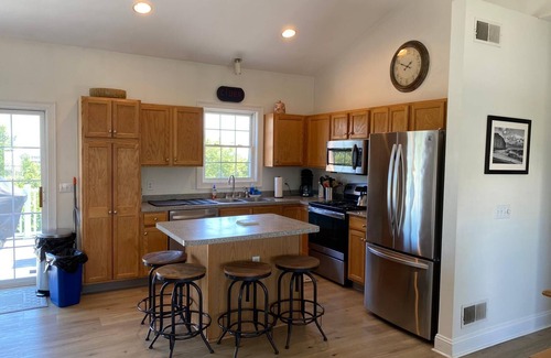Eastward Look Casa | Scarborough Beach, Ocean View, Sleeps 10, A / C, Cable, Internet, Ropa de cama