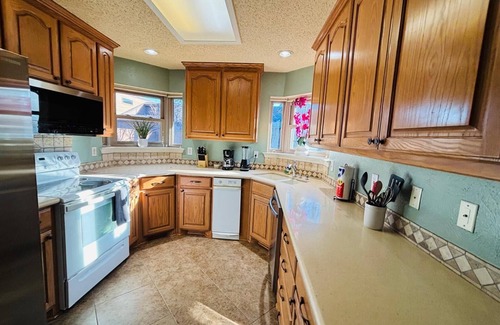 Farmers Branch Casa | Scarlet Oak Home: Charming 3-bedroom house in Farmers Branch