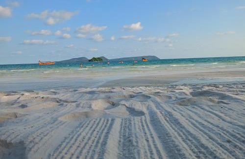 Koh Rong Complejo | SCARLET SAILS BUNGALOW