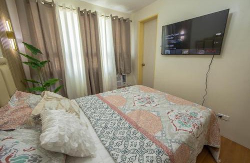 Sasa Hotel | Scarlet Suites Condominium