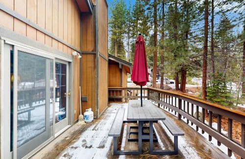 Incline Village Casa | Scenes of Evergreens