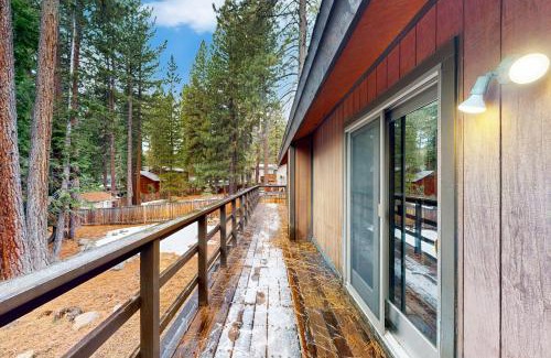 Incline Village Casa | Scenes of Evergreens