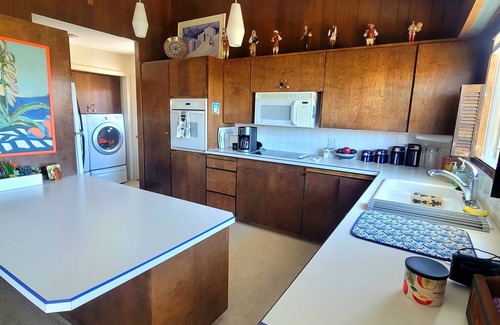 Okanogan Casa | Scenic 3-Bedroom Getaway with Stunning Views & Ample Space in Okanogan