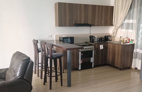 Entebbe Apartamento | Scenic and Serene, Lakeside 3 bedroom Apartment. 20 mins to Airport / Kampala