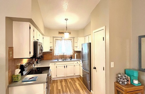Eagle River Casa | Scenic, cheery, and bright Eagle River home base to adventure.