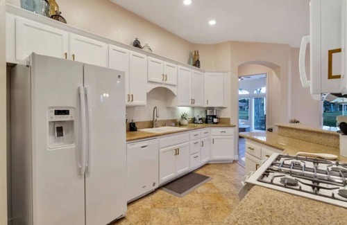 Indio Casa | Scenic Getaway: Spacious 3BR/3BA Home in Indio