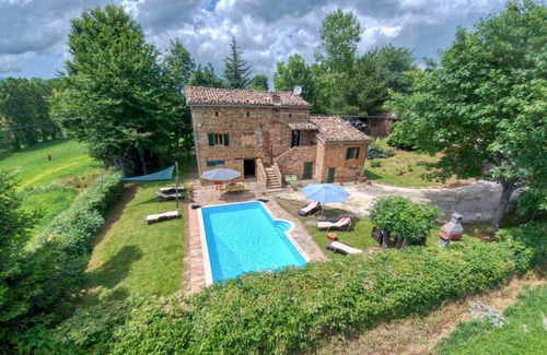 Amandola Villa | Escondite escénico con piscina